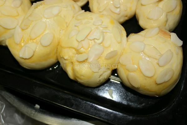 蜂蜜小餐包的做法图解8
