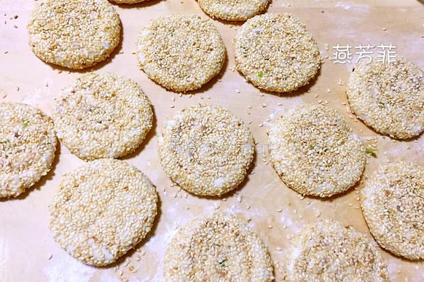 香葱小肉饼的做法图解12