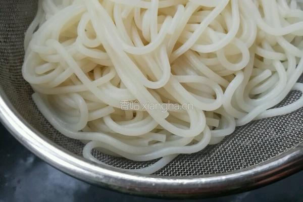 酸辣拌粉的做法图解5