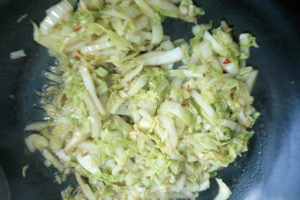 蒜茸辣椒酱大白菜的做法图解10