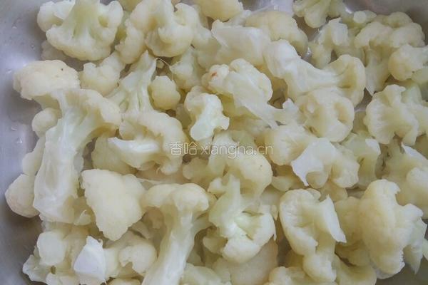菜花炒肉的做法图解5