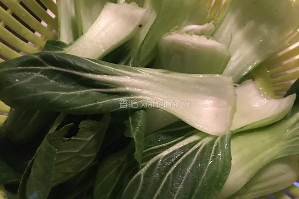 蚝油草菇的做法图解2