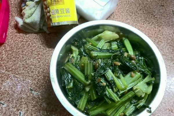 黄豆酱炒春菜的做法图解6