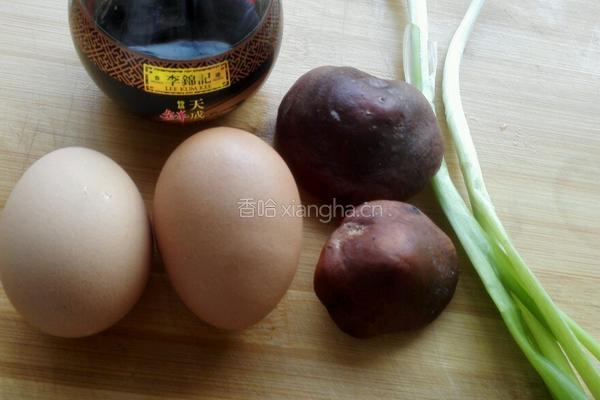 香菇蒸蛋的做法图解1