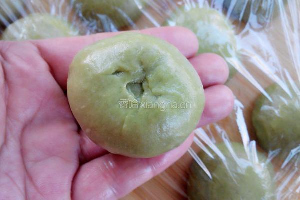 菠菜面豆沙小餐包的做法图解11