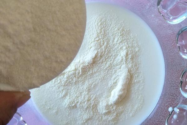 鲜奶冰激凌的做法图解3