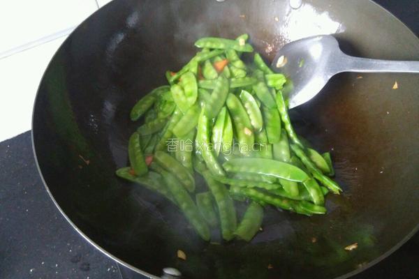 素炒荷兰豆的做法图解5