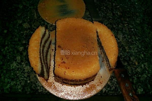 卡通车型生日蛋糕的做法图解2