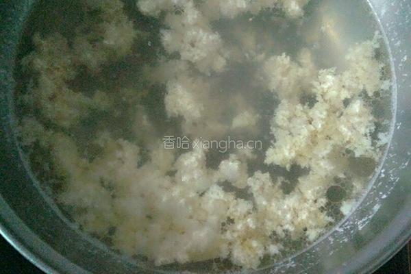 鸡蛋瘦肉汤的做法图解6