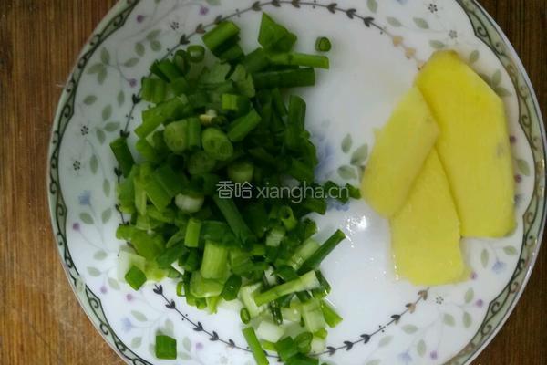 玉米胡萝卜炖排骨的做法图解3