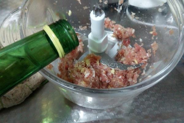 老鸭奶白菜猪丸汤的做法图解4