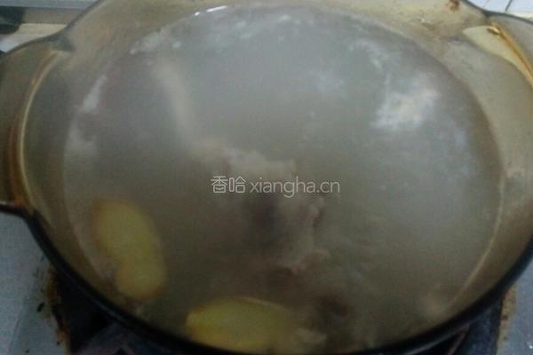 老鸭奶白菜猪丸汤的做法图解7