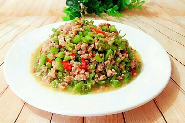肉末芹菜的做法图解11