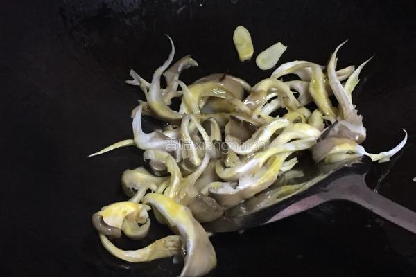 蚝油蘑菇汤的做法图解5