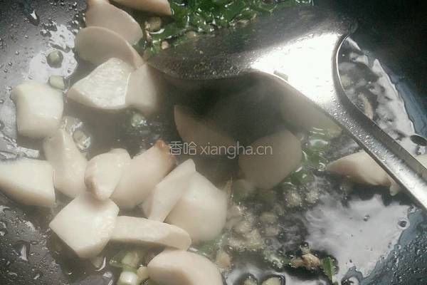 蚝油莴笋炒鸡腿菇的做法图解7