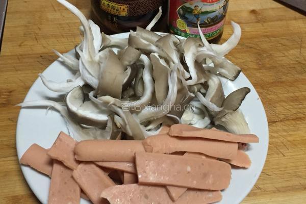 蚝油蘑菇汤的做法图解2