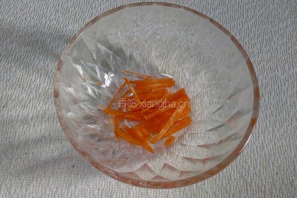 香椿苗鸡蛋饼的做法图解3