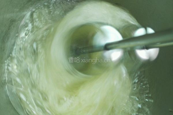 菠菜戚风蛋糕的做法图解10