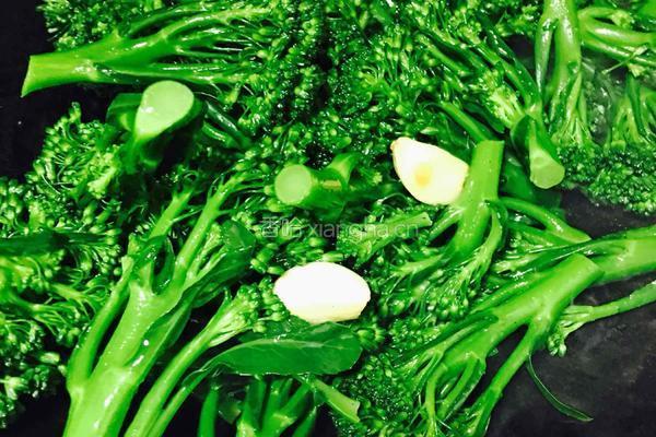 脆肉爆炒西兰花的做法图解6