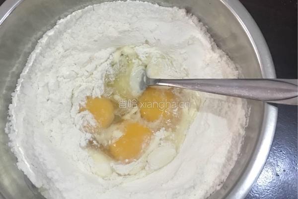 糖霜芝麻果子的做法图解2