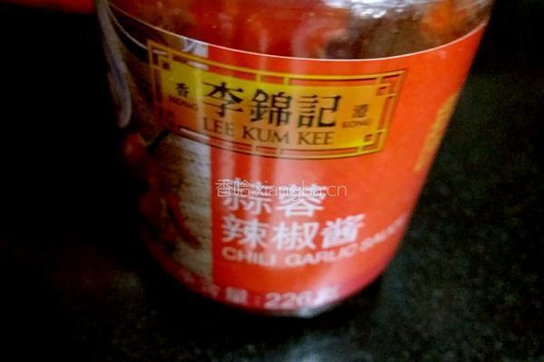 蒜蓉黄豆芽的做法图解1