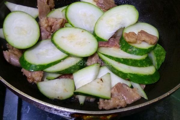 节瓜炒梅头肉的做法图解4