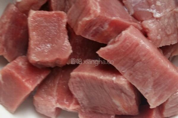 牛肉炖土豆的做法图解2