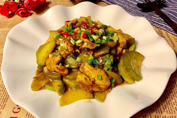 鸡肉片炒西葫芦的做法图解16