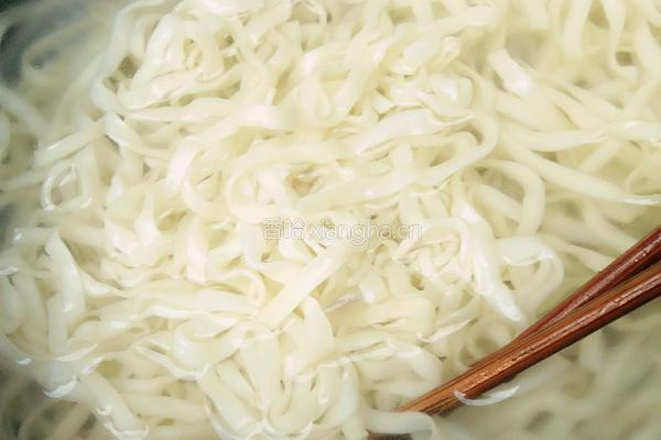 葱油肉丝面的做法图解4