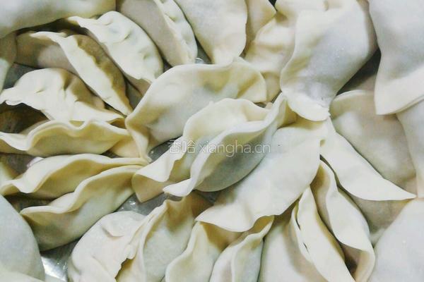 香菇韭菜饺子的做法图解6