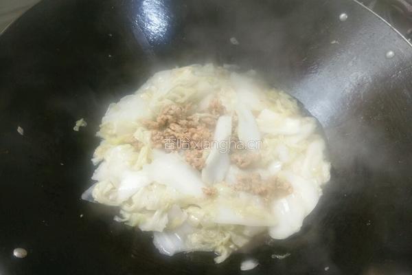 白菜炒肉末的做法图解7