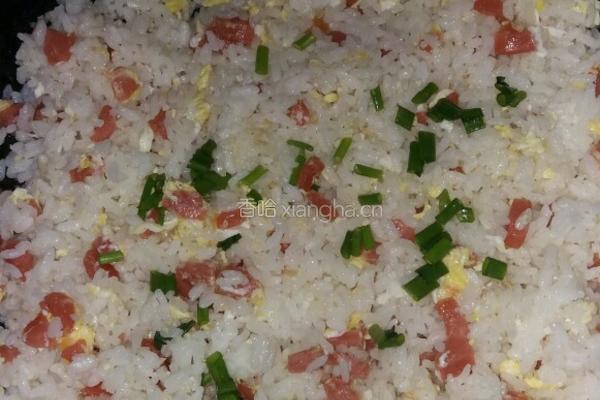 香肠蛋炒饭的做法图解4