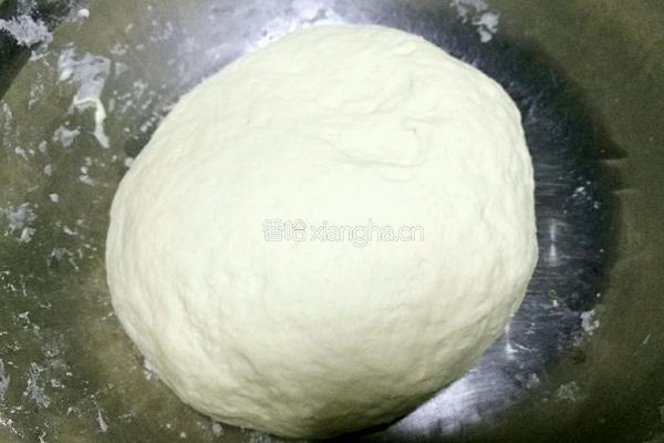 麻酱葱油香肠臊子面的做法图解1