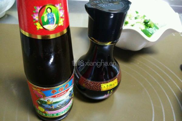 凉拌拍黄瓜的做法图解2