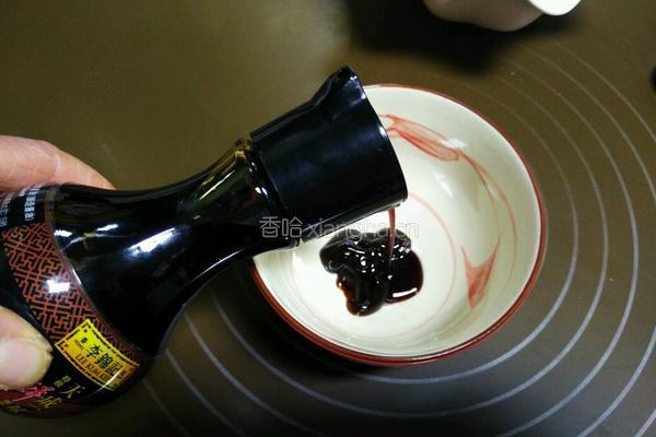 凉拌拍黄瓜的做法图解3