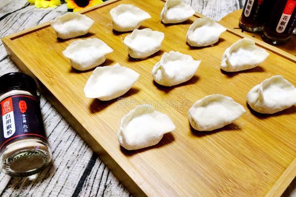 韭菜鸡蛋馅饺子