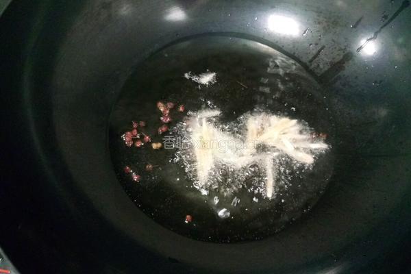 芹菜牛肉丝的做法图解8