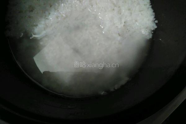米饭的做法图解1
