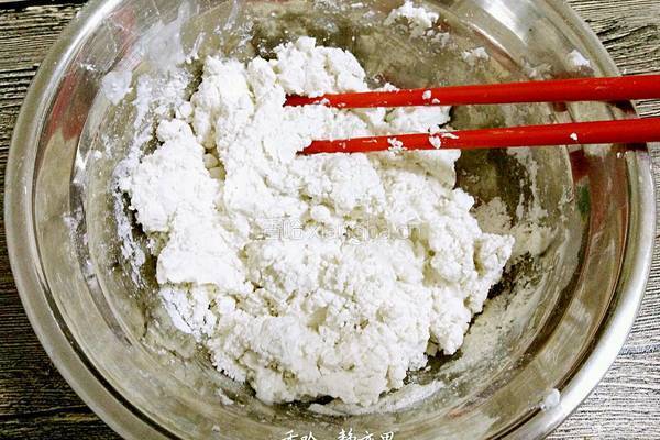 红糖糯米粑粑的做法图解3