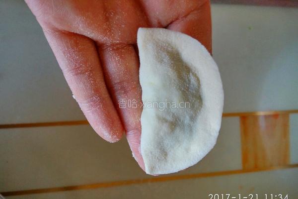 韭菜鸡蛋虾仁饺子的做法图解15