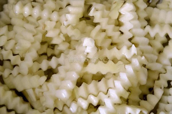 孜然土豆花的做法图解1