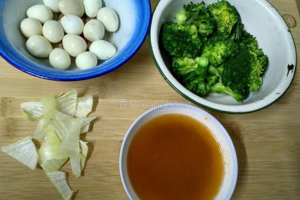 团团圆圆一一西蓝花抱蛋的做法图解4