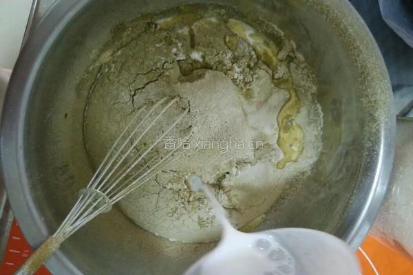 电饭煲抹茶蛋糕的做法图解6