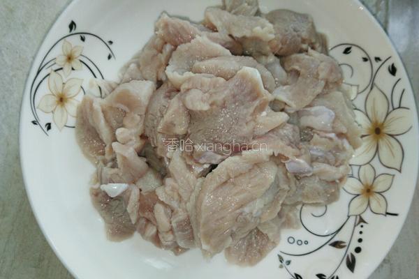 生瓜肉片的做法图解3