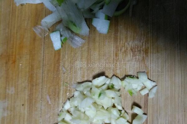 凉拌黄瓜豆腐干的做法图解4