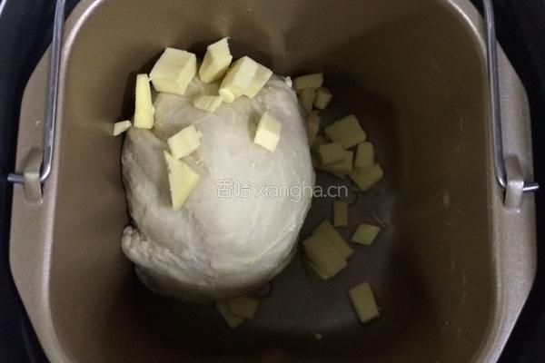 肉松香肠面包的做法图解2