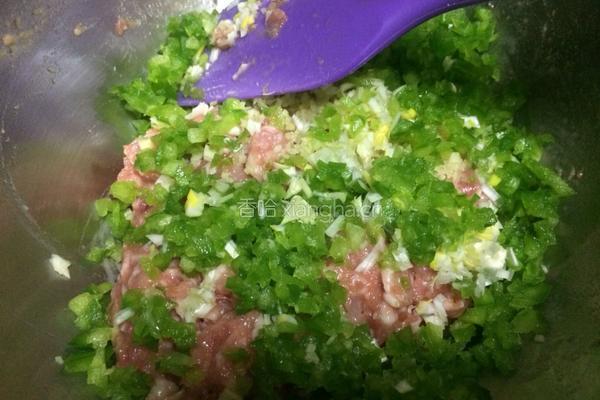 小白菜猪肉饺子的做法图解15