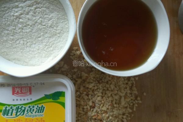 花生糖的做法图解1
