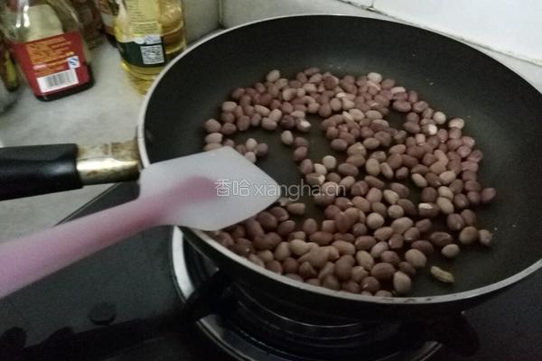 花生芝麻牛轧糖的做法图解1