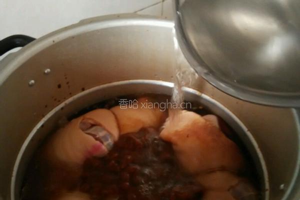 高压锅酱肘子的做法图解9